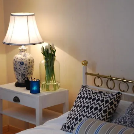 Hotel Loeydoen Kartano *